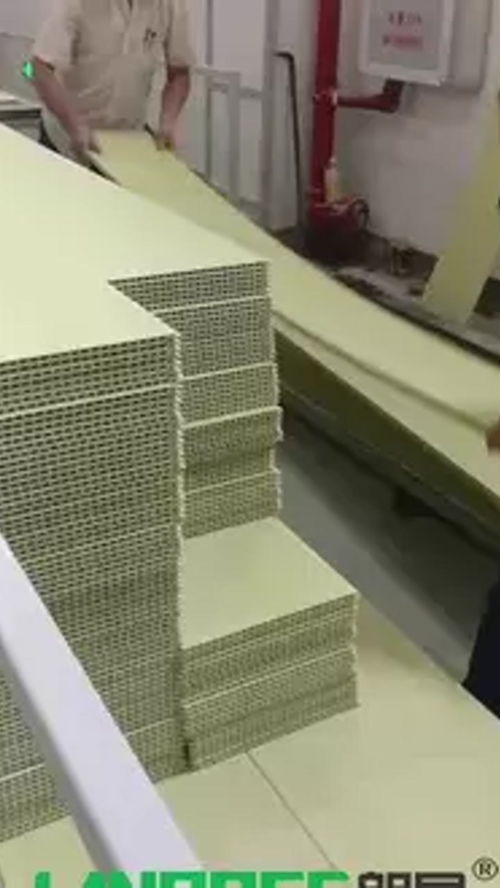 集成墻板 賦能全屋定制的建筑建材革新力量